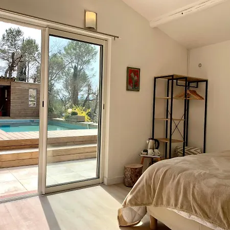 La Salamandre En Provence Nocleg ze śniadaniem *